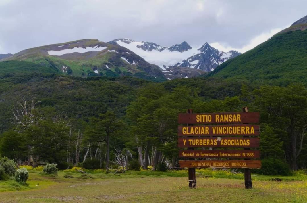 Cabanas Santa Montana Ushuaia Eksteriør bilde
